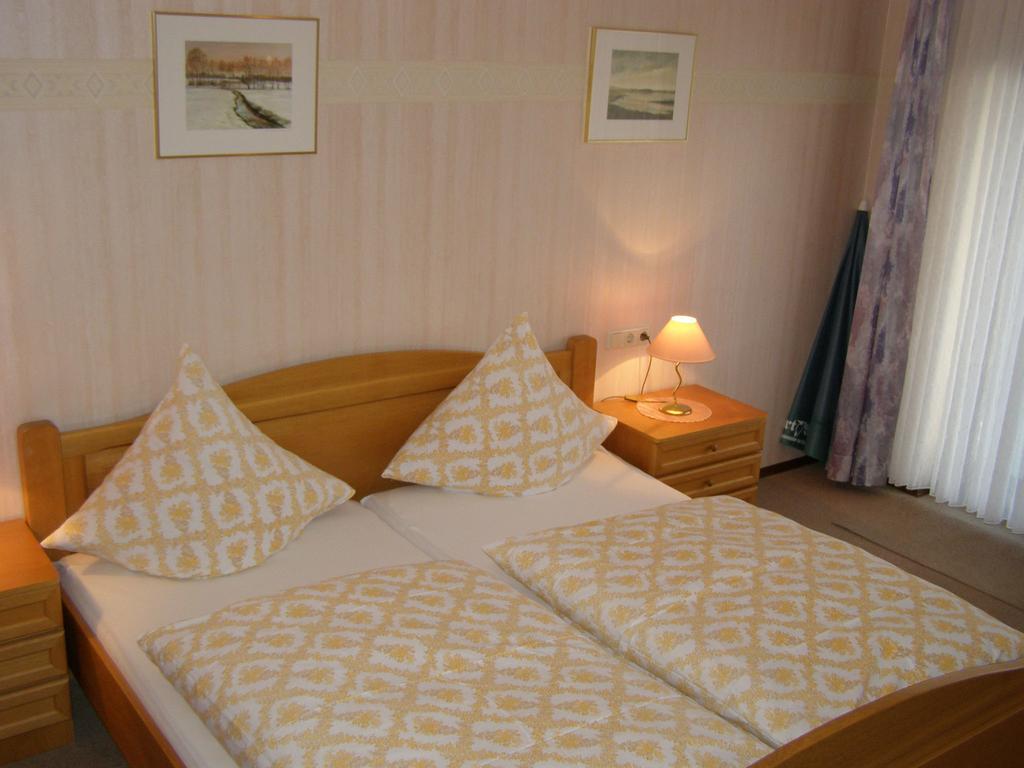 Gaestehaus Cornelia Wildensee Habitación foto